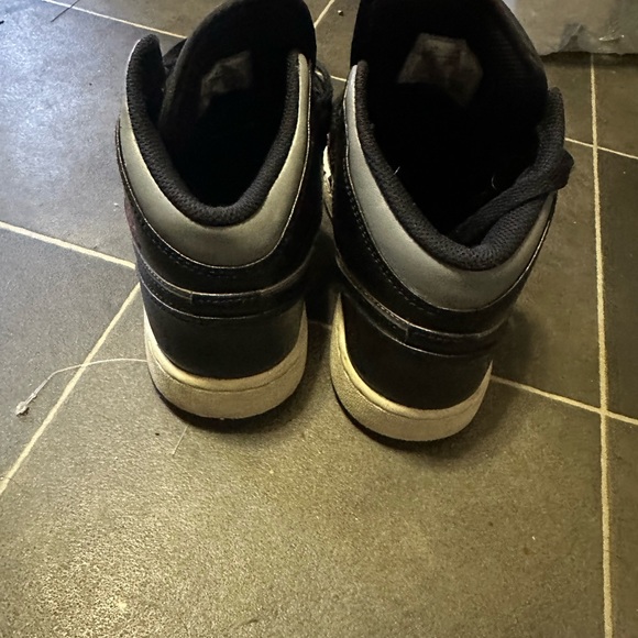 Jordan 1 black and grey - Picture 3 of 4